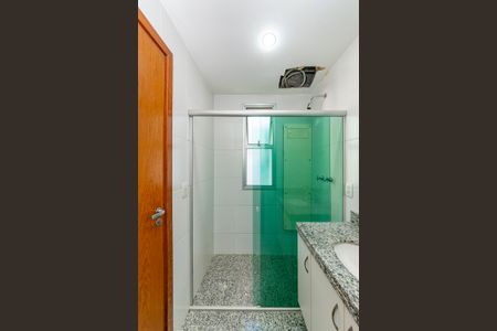 Apartamento à venda com 60m², 2 quartos e 2 vagasBanheiro da Suíte 2