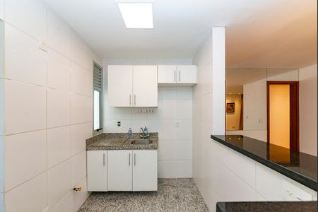 Apartamento à venda com 60m², 2 quartos e 2 vagasCozinha