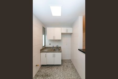 Apartamento à venda com 60m², 2 quartos e 2 vagasCozinha