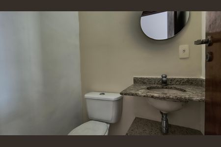 Casa de condomínio para alugar com 180m², 2 quartos e 3 vagasLavabo 