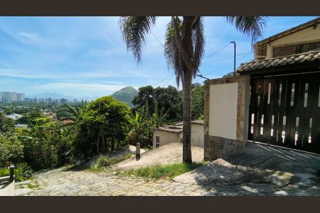 Casa de condomínio para alugar com 180m², 2 quartos e 3 vagasCondomínio 