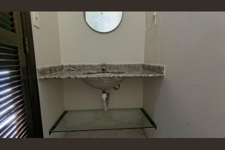 Casa de condomínio para alugar com 180m², 2 quartos e 3 vagasLavabo de Área Gourmet 