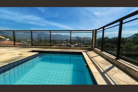 Casa de condomínio para alugar com 180m², 2 quartos e 3 vagasPiscina 