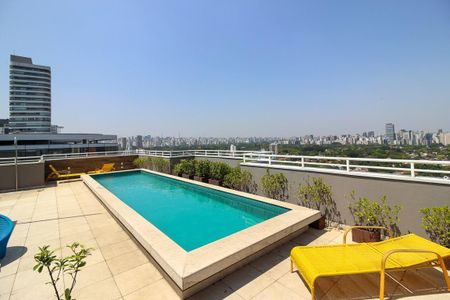 Studio à venda com 24m², 1 quarto e 1 vaga Studio à venda com 24m², 1 quarto e 1 vagaÁrea comum - Piscina