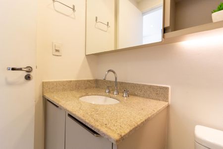Banheiro de kitnet/studio à venda com 1 quarto, 24m² em Jardim Paulistano, São Paulo