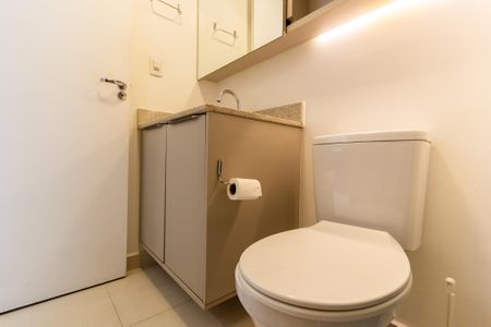 Banheiro de kitnet/studio à venda com 1 quarto, 24m² em Jardim Paulistano, São Paulo