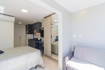 Studio à venda com 24m², 1 quarto e 1 vaga Studio à venda com 24m², 1 quarto e 1 vagaStudio