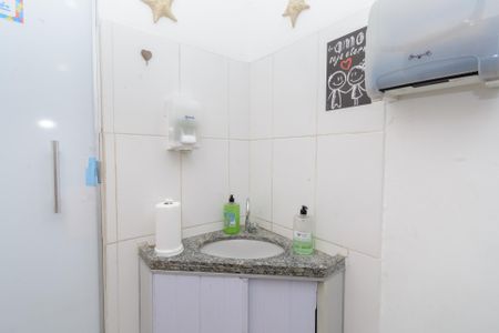 Casa para alugar com 180m², 3 quartos e 4 vagasBanheiro 1