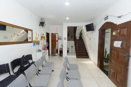 Sala de casa para alugar com 3 quartos, 180m² em Glória, Contagem