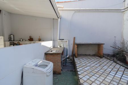 Casa para alugar com 180m², 3 quartos e 4 vagasÁrea de Serviço Externa