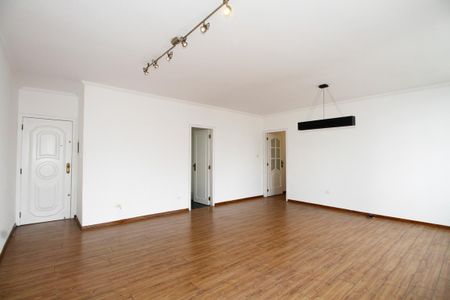Sala  de apartamento para alugar com 3 quartos, 120m² em Pinheiros, São Paulo