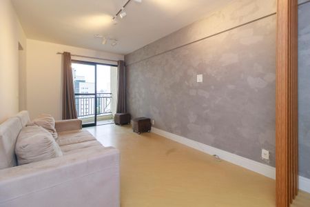 Sala de apartamento para alugar com 2 quartos, 70m² em Campo Belo, São Paulo