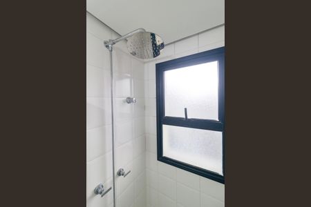 Banheiro social de apartamento para alugar com 2 quartos, 70m² em Campo Belo, São Paulo