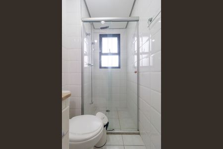 Apartamento à venda com 70m², 2 quartos e 1 vaga Apartamento à venda com 70m², 2 quartos e 1 vagaBanheiro social