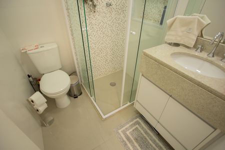 Apartamento à venda com 78m², 2 quartos e 2 vagas Apartamento à venda com 78m², 2 quartos e 2 vagasBanheiro da Suíte 2