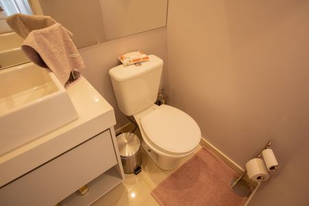 Apartamento à venda com 78m², 2 quartos e 2 vagas Apartamento à venda com 78m², 2 quartos e 2 vagasLavabo