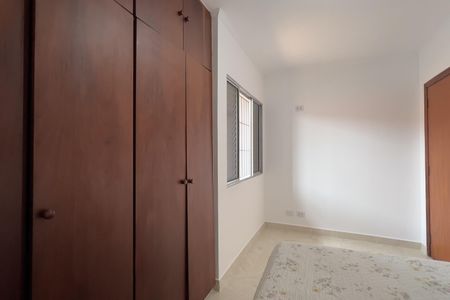 Casa à venda com 180m², 5 quartos e 2 vagas Casa à venda com 180m², 5 quartos e 2 vagasQuarto 3