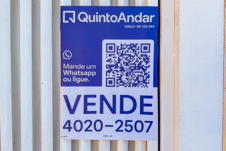 Casa à venda com 80m², 2 quartos e 2 vagas Casa à venda com 80m², 2 quartos e 2 vagasPlaquinha