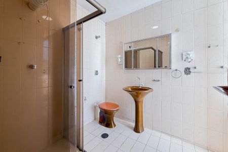 Casa à venda com 80m², 2 quartos e 2 vagas Casa à venda com 80m², 2 quartos e 2 vagasBanheiro