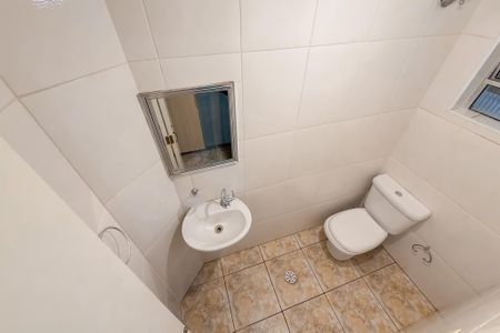 Casa à venda com 80m², 2 quartos e 2 vagas Casa à venda com 80m², 2 quartos e 2 vagasLavabo