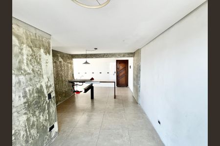 Apartamento à venda com 65m², 2 quartos e 1 vagaSala