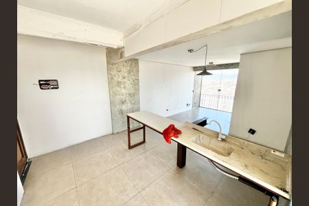 Apartamento à venda com 65m², 2 quartos e 1 vagaCozinha