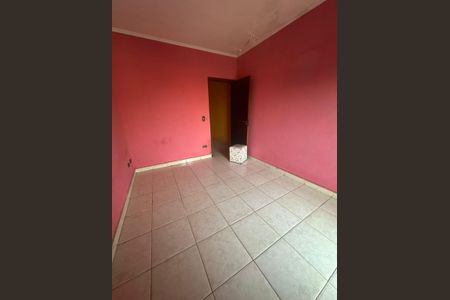 Casa à venda com 137m², 3 quartos e 3 vagas Casa à venda com 137m², 3 quartos e 3 vagasQuarto