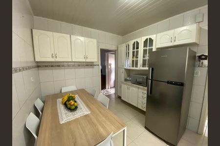 Casa à venda com 100m², 4 quartos e 2 vagasCozinha