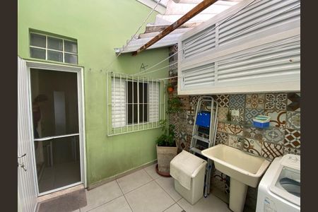 Casa à venda com 100m², 4 quartos e 2 vagasÁrea de Serviço