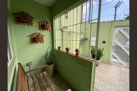 Casa à venda com 100m², 4 quartos e 2 vagasVaranda