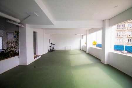 Apartamento à venda com 73m², 2 quartos e 1 vagaÁrea Comum - Quadra Esportiva