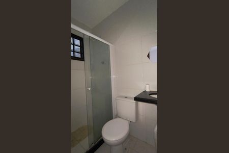 Casa de condomínio à venda com 128m², 4 quartos e 1 vaga Casa de condomínio à venda com 128m², 4 quartos e 1 vagaBanheiro da Suíte 3