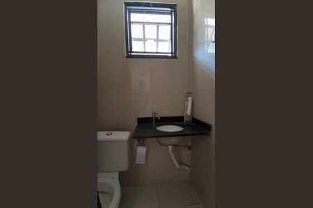 Casa de condomínio à venda com 128m², 4 quartos e 1 vaga Casa de condomínio à venda com 128m², 4 quartos e 1 vagaLavabo