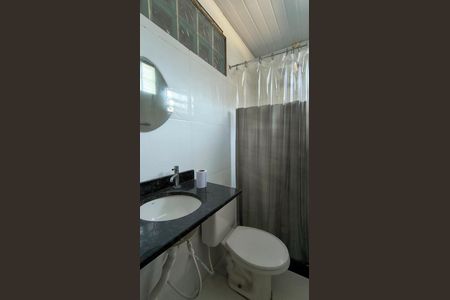 Casa de condomínio à venda com 128m², 4 quartos e 1 vaga Casa de condomínio à venda com 128m², 4 quartos e 1 vagaBanheiro da Suíte 4