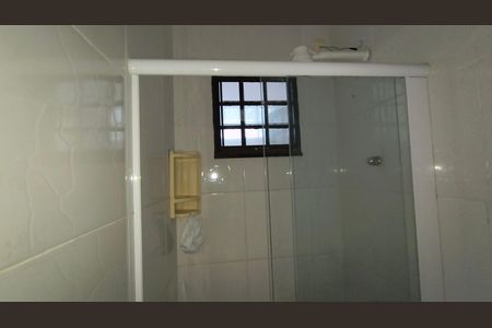 Casa de condomínio à venda com 128m², 4 quartos e 1 vaga Casa de condomínio à venda com 128m², 4 quartos e 1 vagaBanheiro da Suíte 3