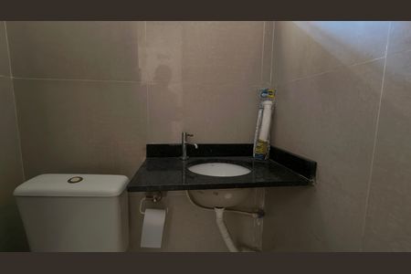 Casa de condomínio à venda com 128m², 4 quartos e 1 vaga Casa de condomínio à venda com 128m², 4 quartos e 1 vagaLavabo