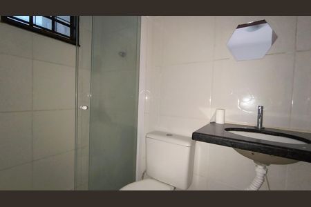 Casa de condomínio à venda com 128m², 4 quartos e 1 vaga Casa de condomínio à venda com 128m², 4 quartos e 1 vagaBanheiro da Suíte 3