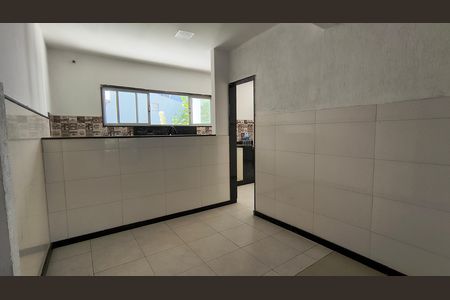 Casa de condomínio à venda com 128m², 4 quartos e 1 vaga Casa de condomínio à venda com 128m², 4 quartos e 1 vagaCozinha
