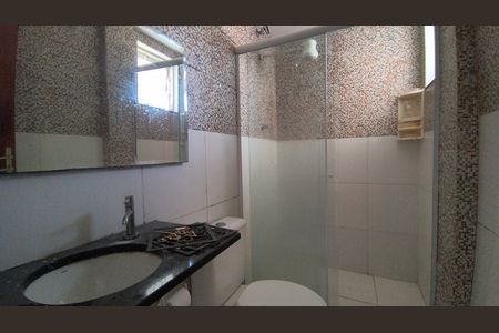 Casa de condomínio à venda com 128m², 4 quartos e 1 vaga Casa de condomínio à venda com 128m², 4 quartos e 1 vagaBanheiro da Suíte 2
