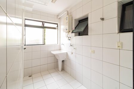 Área de serviço de apartamento para alugar com 3 quartos, 82m² em Vila Hamburguesa, São Paulo