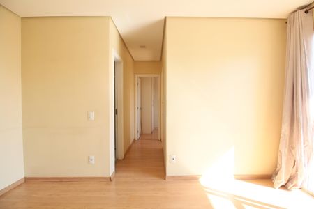 Sala de apartamento para alugar com 2 quartos, 50m² em Parque Reboucas, São Paulo