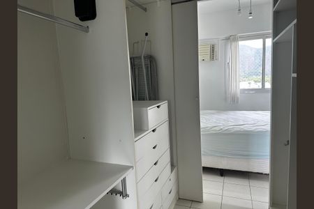 Apartamento à venda com 70m², 1 quarto e 1 vaga Apartamento à venda com 70m², 1 quarto e 1 vagaCloset