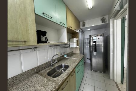 Apartamento à venda com 70m², 1 quarto e 1 vaga Apartamento à venda com 70m², 1 quarto e 1 vagaCozinha