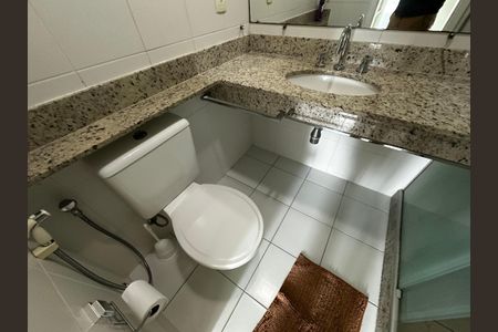 Apartamento à venda com 70m², 1 quarto e 1 vaga Apartamento à venda com 70m², 1 quarto e 1 vagaBanheiro