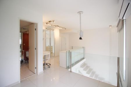 Apartamento para alugar com 78m², 1 quarto e 1 vagaSuíte