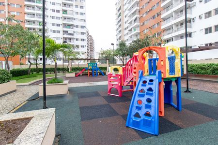 Apartamento à venda com 65m², 3 quartos e 1 vaga Apartamento à venda com 65m², 3 quartos e 1 vagaÁrea comum - Playground