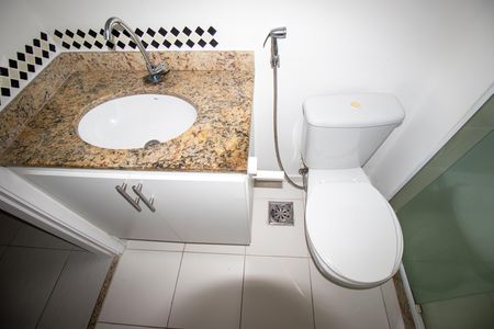 Apartamento à venda com 65m², 3 quartos e 1 vaga Apartamento à venda com 65m², 3 quartos e 1 vagaBanheiro da Suíte