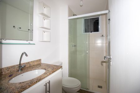 Apartamento à venda com 65m², 3 quartos e 1 vaga Apartamento à venda com 65m², 3 quartos e 1 vagaBanheiro
