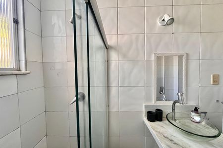Apartamento para alugar com 70m², 3 quartos e sem vagaBanheiro social 