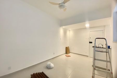 Quarto  de kitnet/studio para alugar com 1 quarto, 40m² em Leblon, Rio de Janeiro